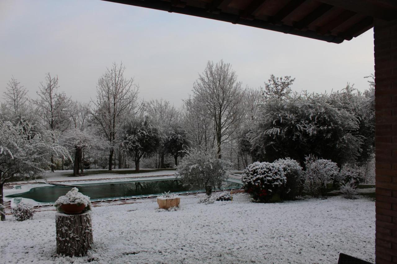Altra Meta B&B Gubbio Kültér fotó